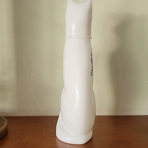 Vintage Milk Glass Avon Cat Bottle - Picture 4 of 5
